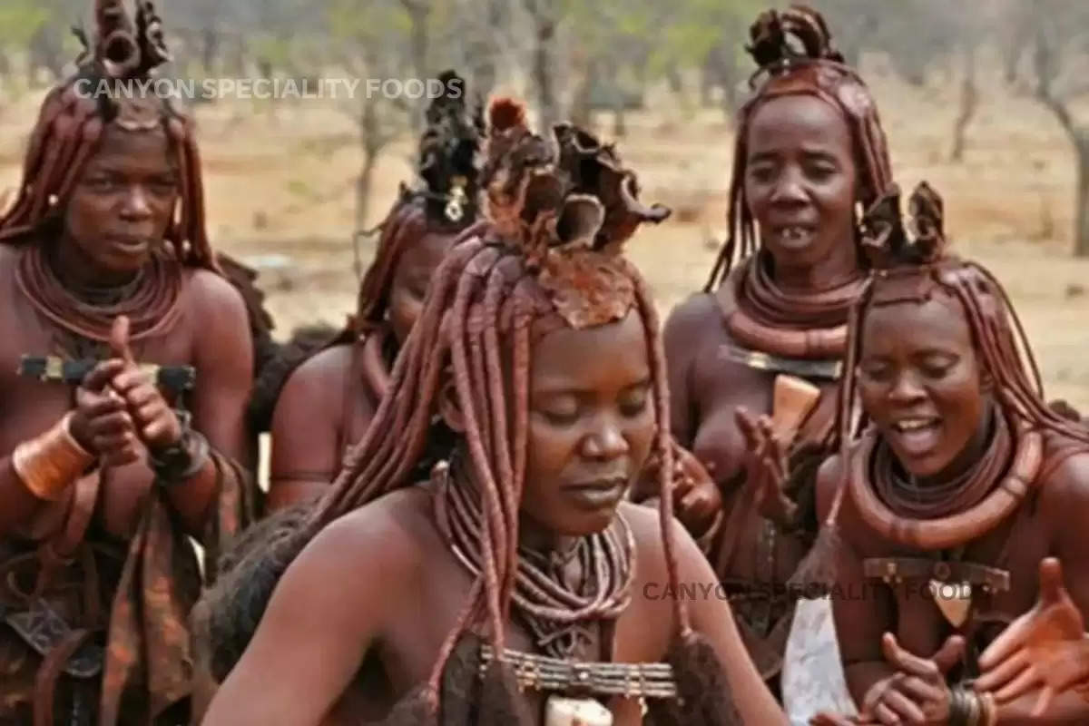 himba-tribe-these-red-colored-women