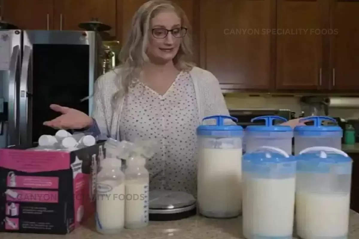 woman donates breastmilk