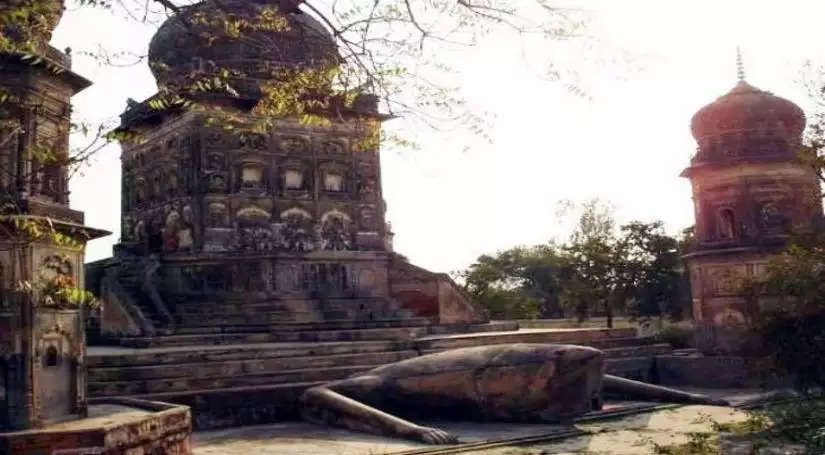 mysterious-shiv-mandir-of-india1