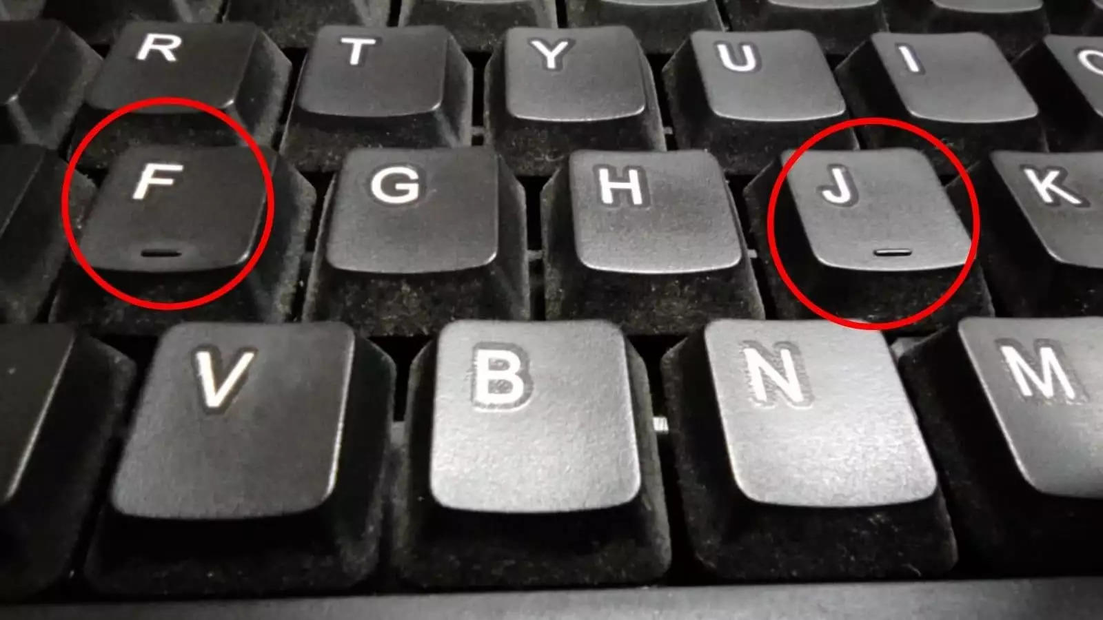 why does the 5 key have a bump