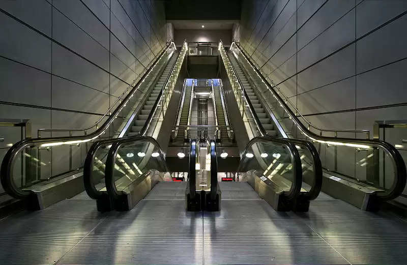 Copenhagen_Metro_escalators