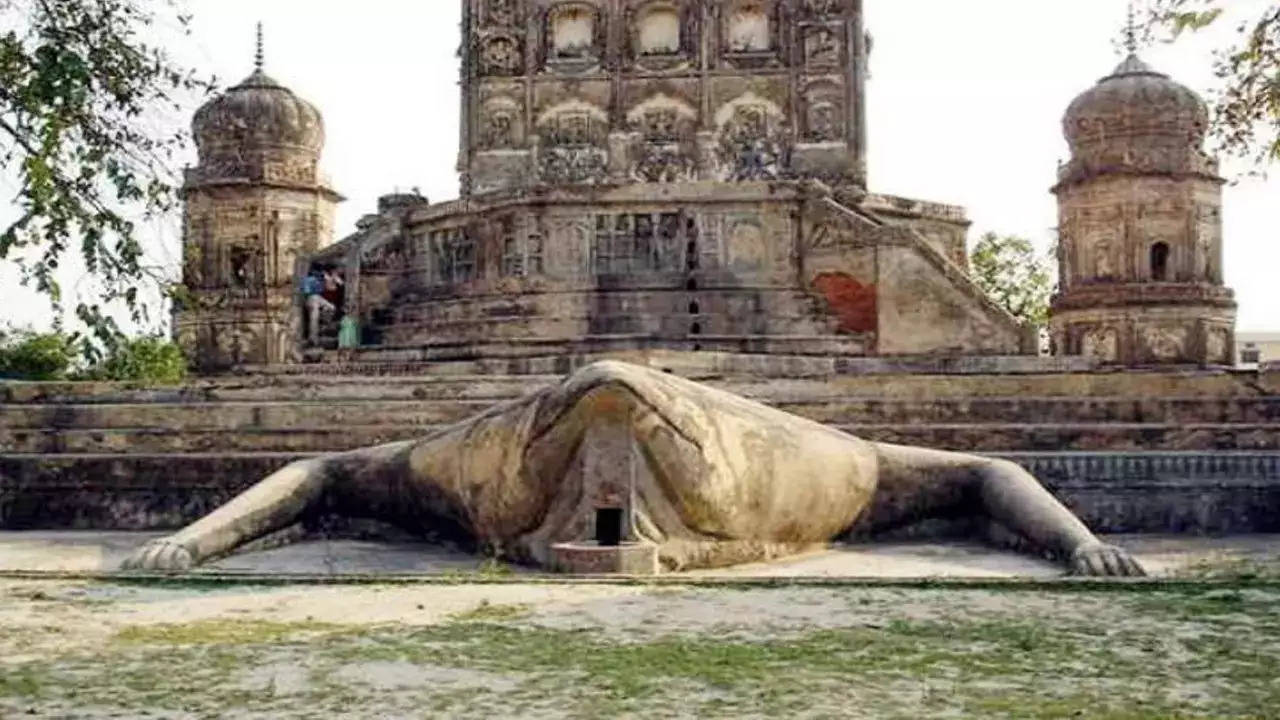 mysterious-shiv-mandir-of-india