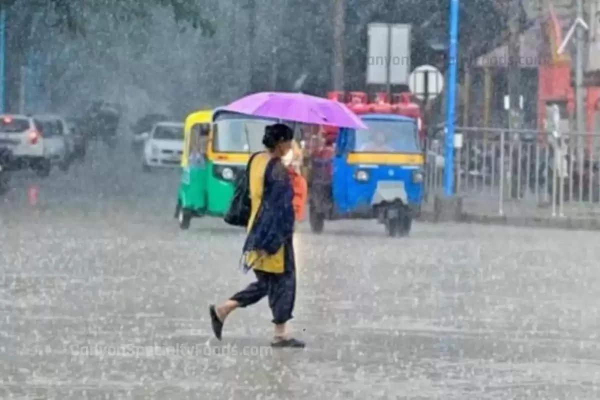 UP Rain Alert: यूपी के इन जिलों में होगी झमाझम बारिश, उमस भरी गर्मी से मिलेगी राहत